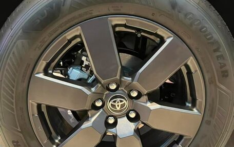 Toyota RAV4, 2025 год, 4 495 000 рублей, 12 фотография