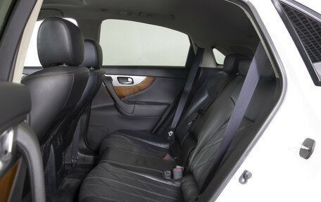 Infiniti QX70, 2016 год, 2 438 000 рублей, 10 фотография