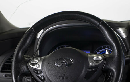 Infiniti QX70, 2016 год, 2 438 000 рублей, 13 фотография