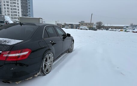 Mercedes-Benz E-Класс, 2010 год, 1 390 000 рублей, 4 фотография