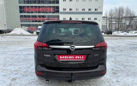 Opel Zafira C рестайлинг, 2014 год, 1 140 000 рублей, 6 фотография