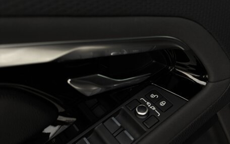 Land Rover Range Rover Evoque II, 2019 год, 3 165 000 рублей, 19 фотография