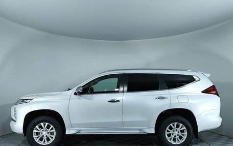 Mitsubishi Pajero Sport III рестайлинг, 2020 год, 3 955 000 рублей, 5 фотография