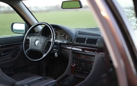 BMW 7 серия, 1995 год, 10 300 000 рублей, 9 фотография