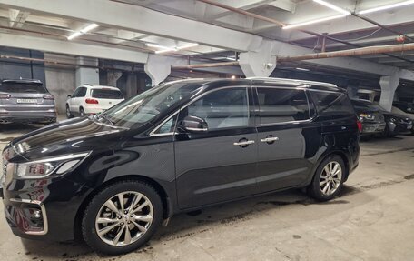 KIA Carnival III, 2019 год, 2 950 000 рублей, 6 фотография