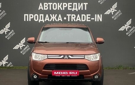 Mitsubishi Outlander III рестайлинг 3, 2012 год, 1 575 000 рублей, 2 фотография