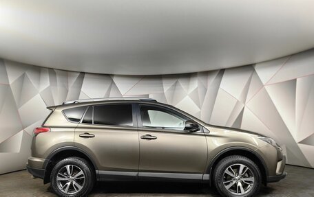 Toyota RAV4, 2018 год, 2 717 000 рублей, 6 фотография