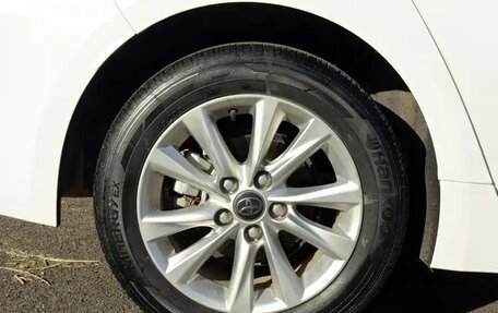 Toyota Corolla, 2022 год, 1 624 000 рублей, 14 фотография