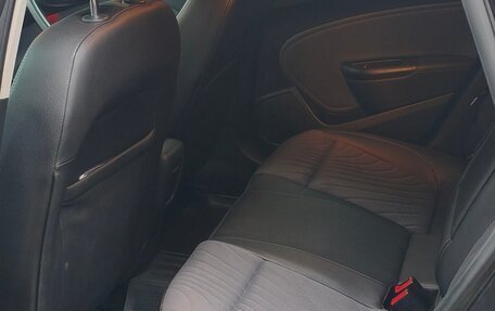 Opel Astra J, 2014 год, 950 000 рублей, 11 фотография