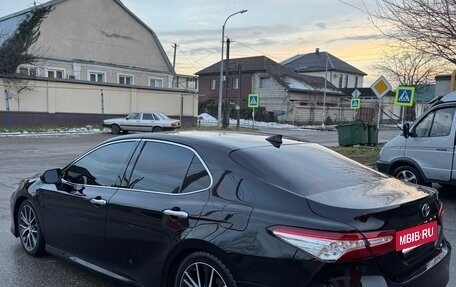 Toyota Camry, 2021 год, 3 070 000 рублей, 4 фотография