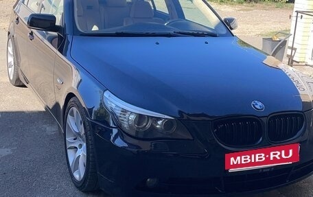 BMW 5 серия, 2004 год, 930 000 рублей, 8 фотография