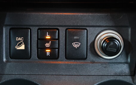 Toyota RAV4, 2006 год, 1 199 000 рублей, 19 фотография