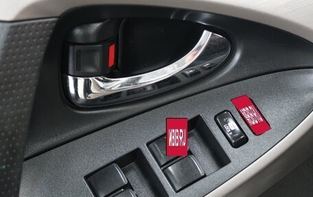 Toyota RAV4, 2006 год, 1 199 000 рублей, 9 фотография