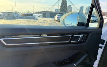 Porsche Cayenne III, 2022 год, 12 890 000 рублей, 5 фотография