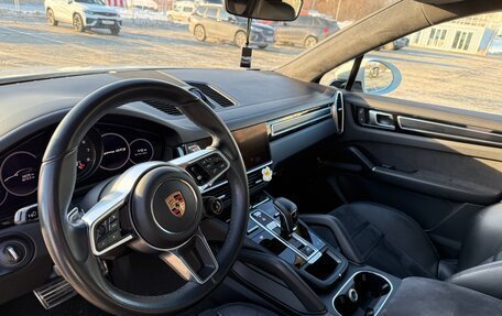 Porsche Cayenne III, 2022 год, 12 890 000 рублей, 6 фотография