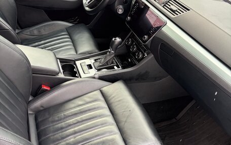 Skoda Superb III рестайлинг, 2018 год, 2 500 000 рублей, 6 фотография