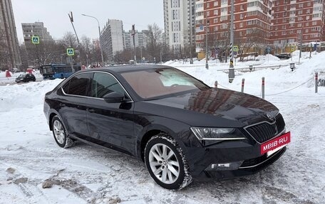 Skoda Superb III рестайлинг, 2018 год, 2 500 000 рублей, 2 фотография