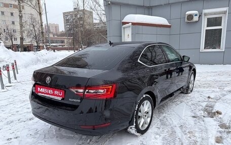 Skoda Superb III рестайлинг, 2018 год, 2 500 000 рублей, 5 фотография