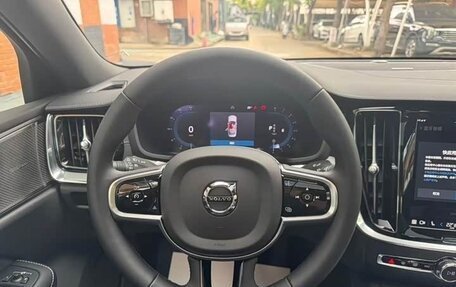 Volvo S60 III, 2024 год, 5 180 000 рублей, 8 фотография