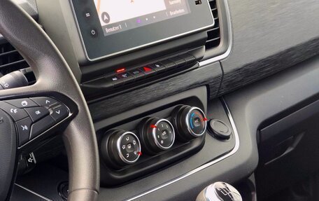 Renault Trafic, 2022 год, 3 900 000 рублей, 13 фотография