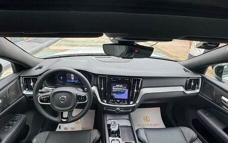 Volvo S60 III, 2024 год, 5 180 000 рублей, 13 фотография