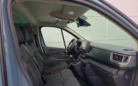 Renault Trafic, 2022 год, 3 900 000 рублей, 17 фотография