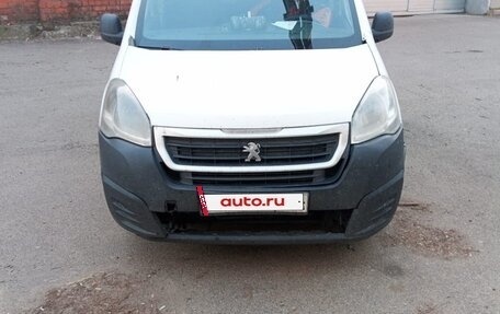 Peugeot Partner II рестайлинг 2, 2017 год, 650 000 рублей, 3 фотография
