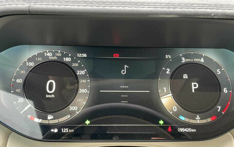 Land Rover Range Rover IV рестайлинг, 2022 год, 19 650 000 рублей, 5 фотография