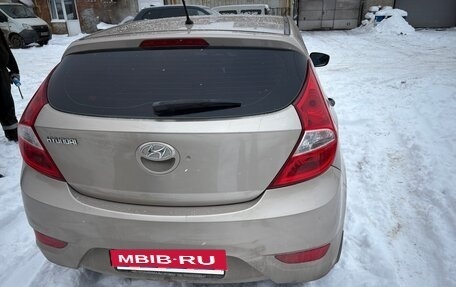 Hyundai Solaris II рестайлинг, 2013 год, 710 000 рублей, 5 фотография