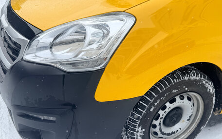 Peugeot Partner II рестайлинг 2, 2021 год, 2 750 000 рублей, 9 фотография