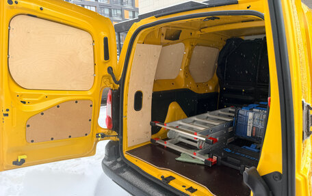 Peugeot Partner II рестайлинг 2, 2021 год, 2 750 000 рублей, 24 фотография