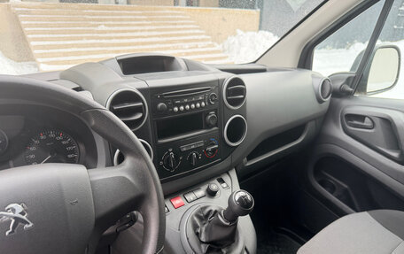 Peugeot Partner II рестайлинг 2, 2021 год, 2 750 000 рублей, 21 фотография