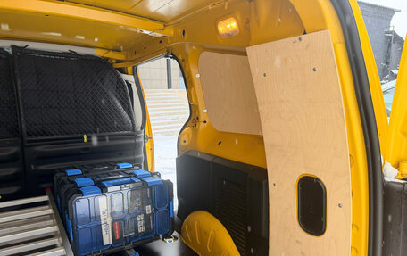 Peugeot Partner II рестайлинг 2, 2021 год, 2 750 000 рублей, 28 фотография