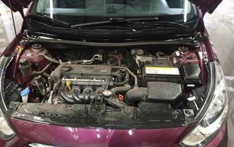 Hyundai Solaris II рестайлинг, 2013 год, 1 000 000 рублей, 7 фотография