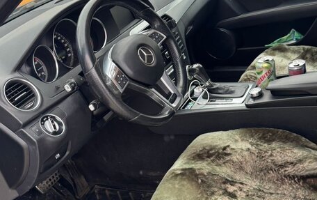 Mercedes-Benz C-Класс, 2014 год, 1 300 000 рублей, 4 фотография