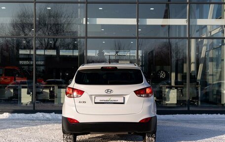 Hyundai ix35 I рестайлинг, 2015 год, 1 550 000 рублей, 4 фотография