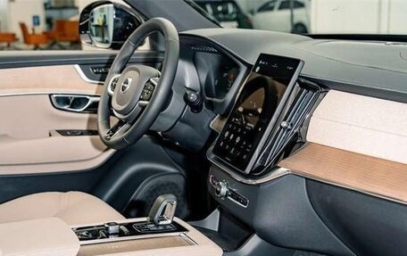 Volvo XC90 II рестайлинг, 2025 год, 7 200 000 рублей, 6 фотография