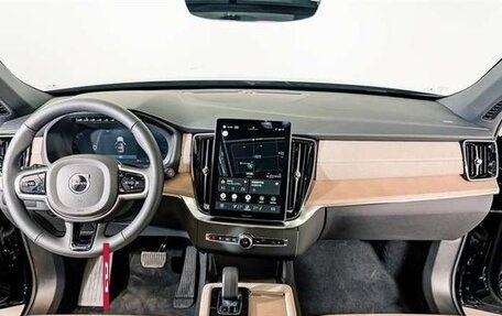 Volvo XC90 II рестайлинг, 2025 год, 7 200 000 рублей, 7 фотография