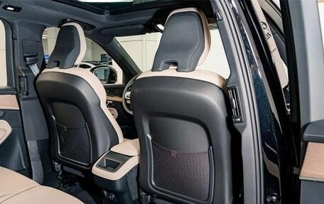 Volvo XC90 II рестайлинг, 2025 год, 7 200 000 рублей, 9 фотография