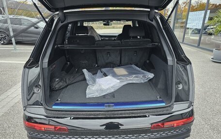 Audi Q7, 2025 год, 15 990 000 рублей, 10 фотография