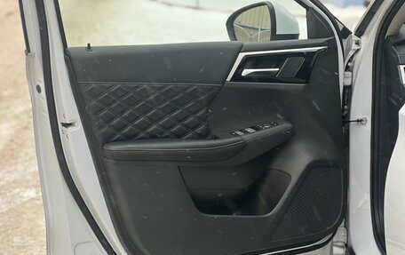 Mitsubishi Outlander, 2022 год, 3 990 000 рублей, 15 фотография