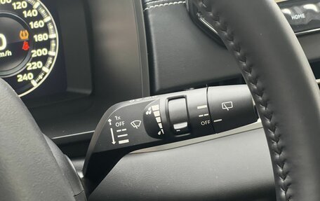 Mitsubishi Outlander, 2022 год, 3 990 000 рублей, 21 фотография