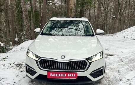 Skoda Octavia IV, 2023 год, 2 800 000 рублей, 11 фотография