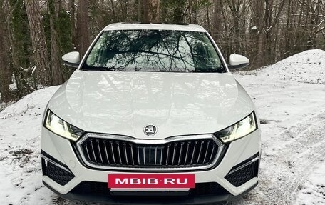 Skoda Octavia IV, 2023 год, 2 800 000 рублей, 2 фотография