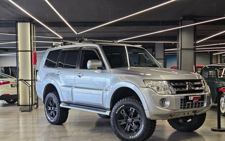 Mitsubishi Pajero IV, 2011 год, 2 380 000 рублей, 2 фотография