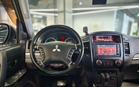 Mitsubishi Pajero IV, 2011 год, 2 380 000 рублей, 8 фотография