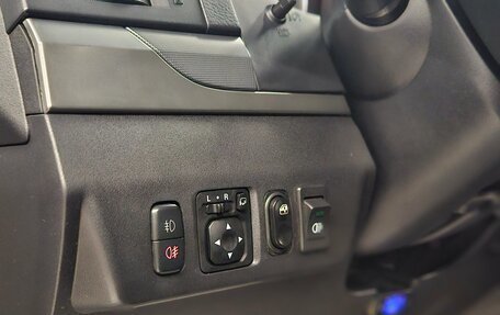 Mitsubishi Pajero IV, 2011 год, 2 380 000 рублей, 13 фотография