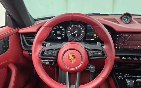 Porsche 911, 2024 год, 18 980 000 рублей, 13 фотография