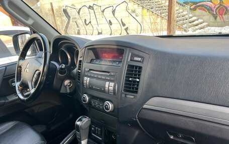Mitsubishi Pajero IV, 2011 год, 2 150 000 рублей, 18 фотография