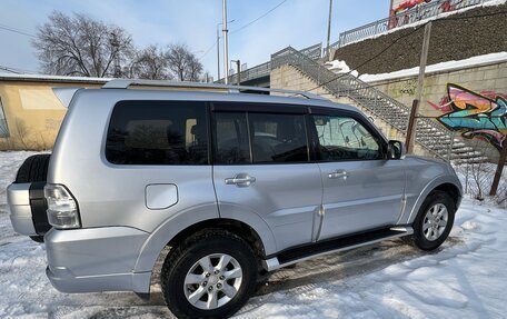Mitsubishi Pajero IV, 2011 год, 2 150 000 рублей, 17 фотография